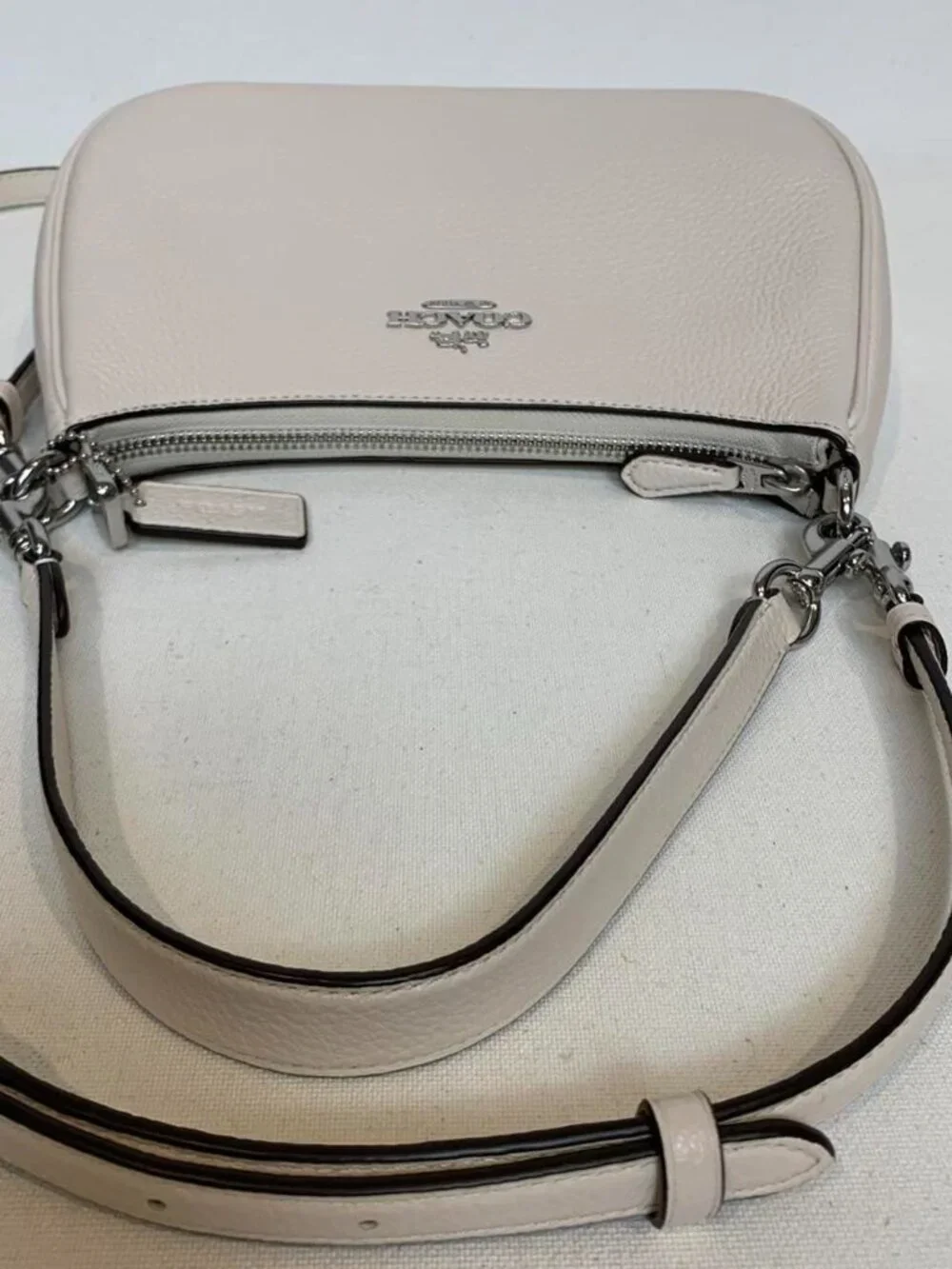Coach Teri Shoulder Bag in chalk white